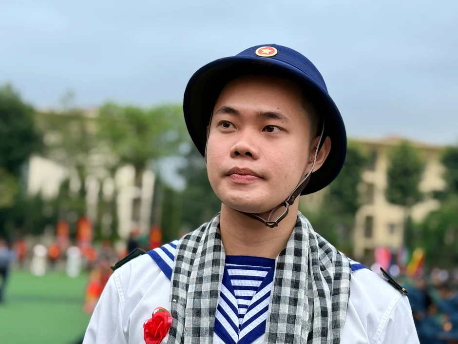 Lớp thanh niên đầu tiên của TPHCM sau sáp nhập lên đường nhập ngũ Lớp thanh niên đầu tiên của TPHCM sau sáp nhập lên đường nhập ngũ