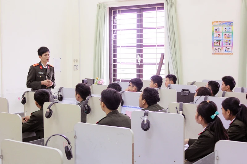 Lựa chọn, giữ chân và thu hút người giỏi vào CAND là nhiệm vụ có ý nghĩa chiến lược Lựa chọn, giữ chân và thu hút người giỏi vào CAND là nhiệm vụ có ý nghĩa chiến lược
