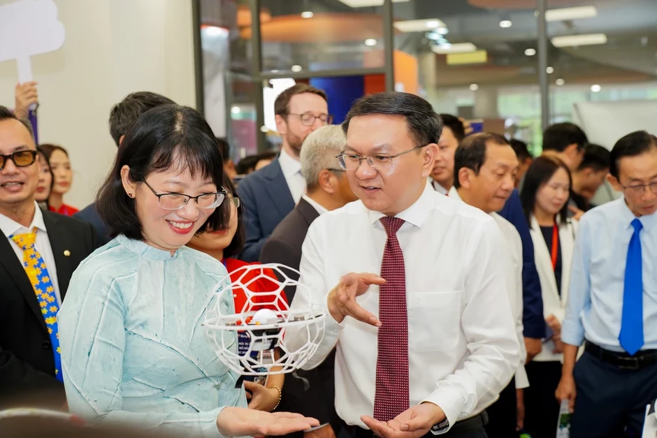 Luật đô thị đặc biệt cho TP.HCM: Xác lập yêu cầu mới về quản trị đại đô thị Luật đô thị đặc biệt cho TP.HCM: Xác lập yêu cầu mới về quản trị đại đô thị