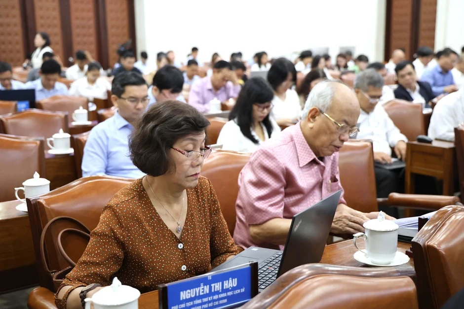 Luật Đô thị đặc biệt: Đề xuất phân quyền rạch ròi, xóa cơ chế 'xin - cho' Luật Đô thị đặc biệt: Đề xuất phân quyền rạch ròi, xóa cơ chế 'xin - cho'
