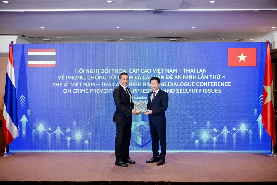 Lực lượng An ninh nội địa hợp tác quốc tế trong phối hợp, truy bắt đối tượng khủng bố Lực lượng An ninh nội địa hợp tác quốc tế trong phối hợp, truy bắt đối tượng khủng bố