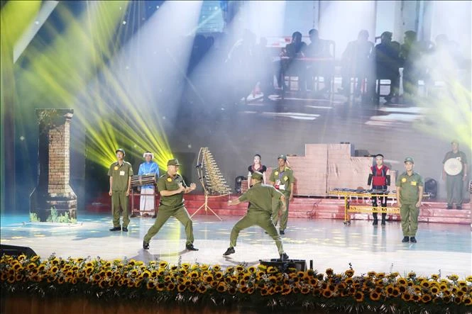 Lực lượng an ninh, trật tự ở cơ sở đã hỗ trợ tích cực bảo vệ an ninh quốc gia Lực lượng an ninh, trật tự ở cơ sở đã hỗ trợ tích cực bảo vệ an ninh quốc gia