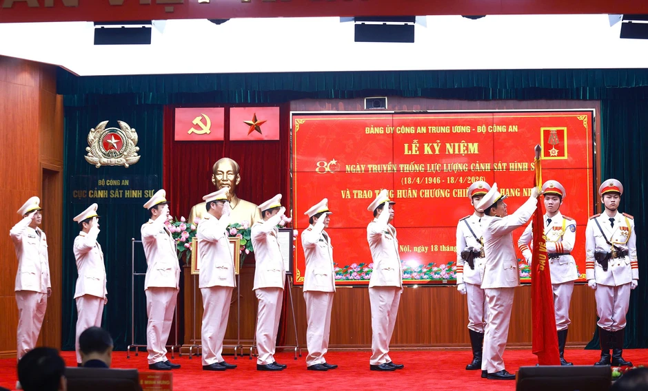 Lực lượng Cảnh sát Hình sự đón nhận nhiều danh hiệu, phần thưởng cao quý Lực lượng Cảnh sát Hình sự đón nhận nhiều danh hiệu, phần thưởng cao quý