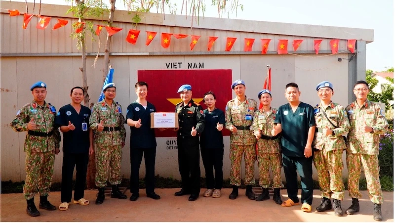 Lực lượng Gìn giữ hòa bình Việt Nam tại Nam Sudan triển khai nhiều hoạt động ý nghĩa nhân dịp 30/4 và 1/5