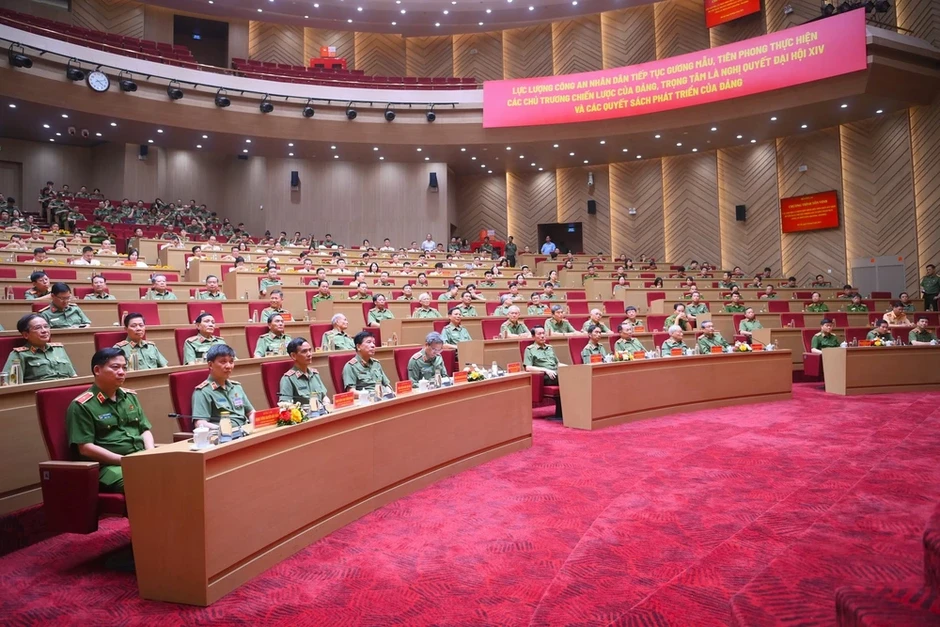 Lực lượng Tham mưu Công an Nhân dân: Nhiều chiến công, thành tích vẻ vang Lực lượng Tham mưu Công an Nhân dân: Nhiều chiến công, thành tích vẻ vang