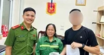 Mạng xã hội không giúp tìm chủ chiếc ví, người phụ nữ tìm đến công an