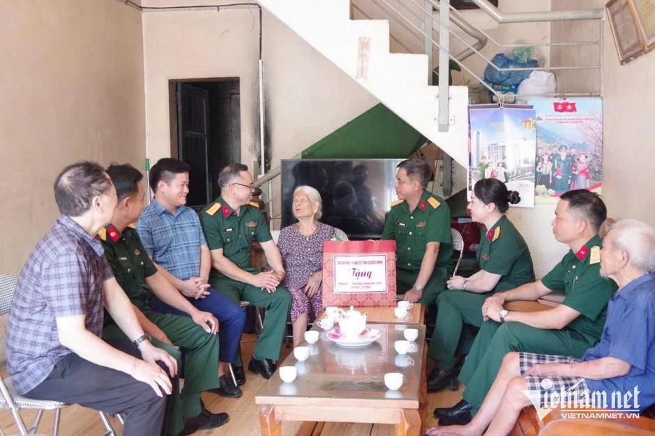 Mẹ Việt Nam Anh hùng 95 tuổi hai lần tiễn con, một đời đợi nhớ Mẹ Việt Nam Anh hùng 95 tuổi hai lần tiễn con, một đời đợi nhớ