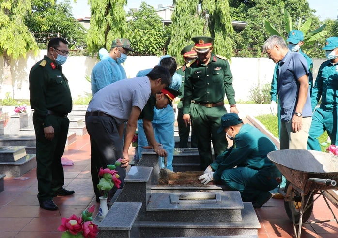 MỆNH LỆNH TỪ TRÁI TIM (*): Thần tốc thu nhận ADN