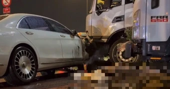 Mercedes tông liên hoàn 6 xe máy, 3 ô tô ở TPHCM, người đàn ông tử vong tại chỗ