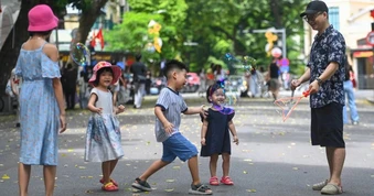 Miền Bắc duy trì trạng thái ngày nắng, đêm mưa dông