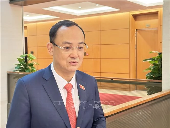 Mở khóa thể chế, đánh thức nguồn lực - Bài cuối: Đổi mới tư duy làm luật và kỷ luật thực thi Mở khóa thể chế, đánh thức nguồn lực - Bài cuối: Đổi mới tư duy làm luật và kỷ luật thực thi