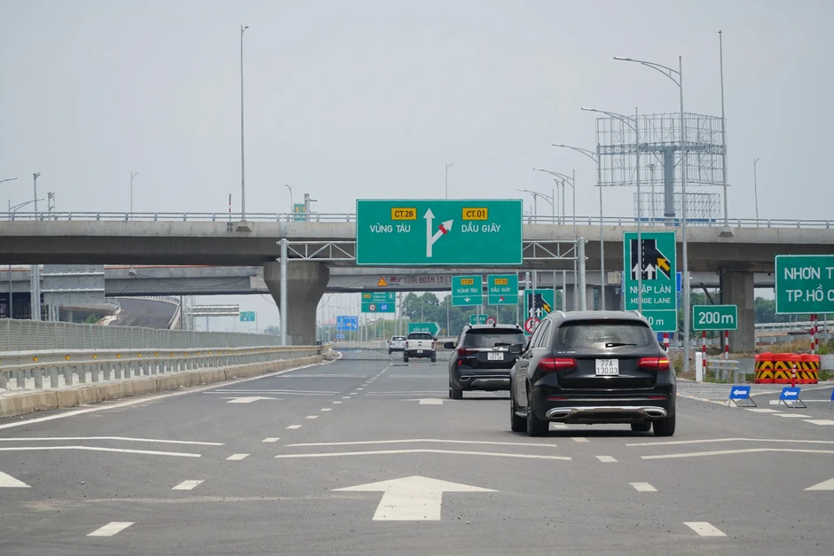 Mở toàn bộ nút giao cao tốc TP.HCM - Long Thành với Biên Hòa - Vũng Tàu Mở toàn bộ nút giao cao tốc TP.HCM - Long Thành với Biên Hòa - Vũng Tàu