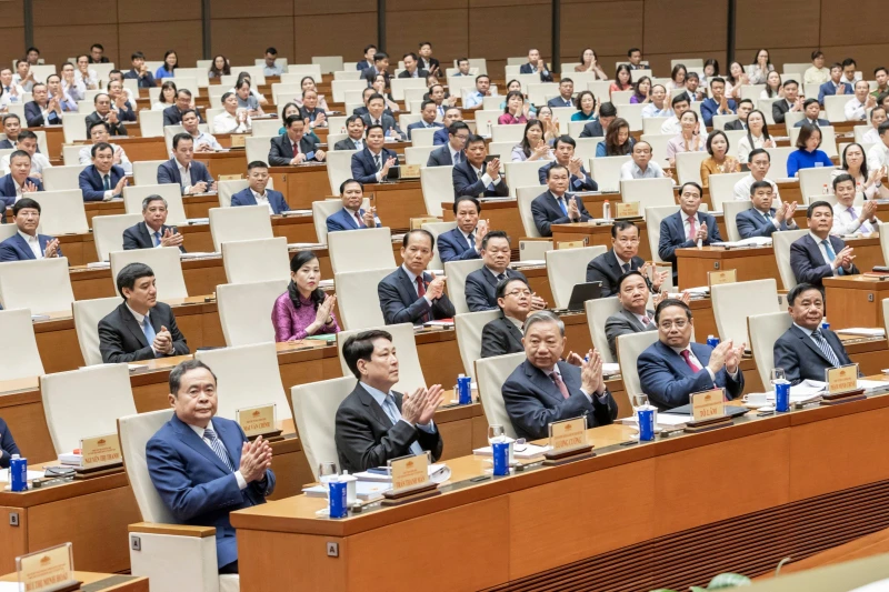 Mỗi đại biểu phải luôn ghi nhớ, phía sau mình là niềm tin, kỳ vọng của cử tri