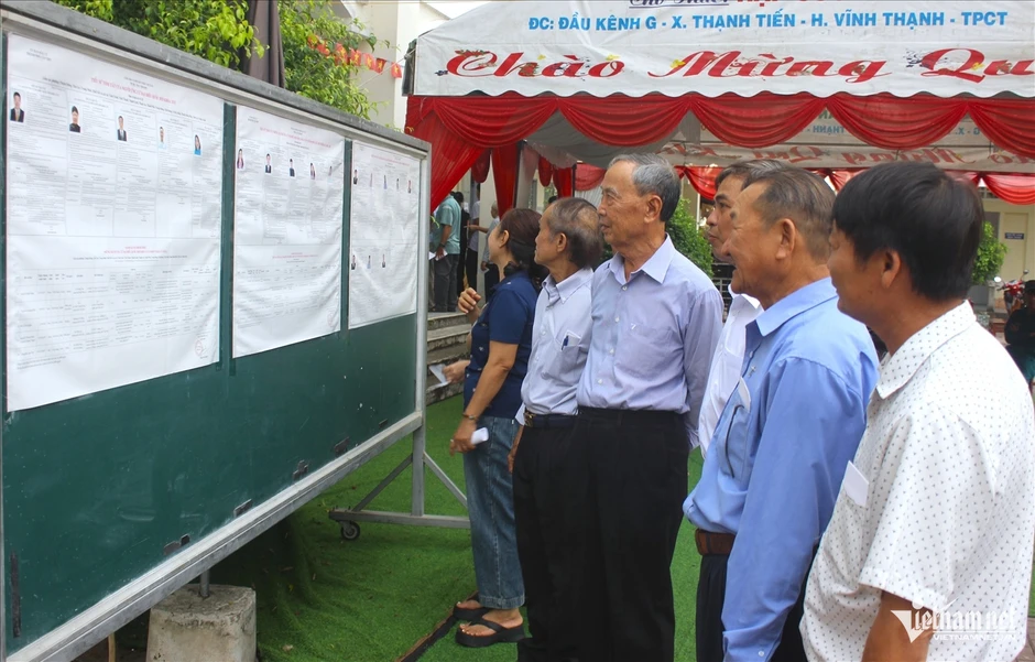 Mỗi lá phiếu gửi một niềm tin ở xứ đạo Thạnh An Mỗi lá phiếu gửi một niềm tin ở xứ đạo Thạnh An