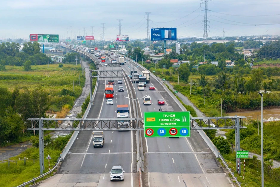 Một dự án mở rộng cao tốc nối TPHCM về miền Tây gặp khó vì thiếu cát Một dự án mở rộng cao tốc nối TPHCM về miền Tây gặp khó vì thiếu cát