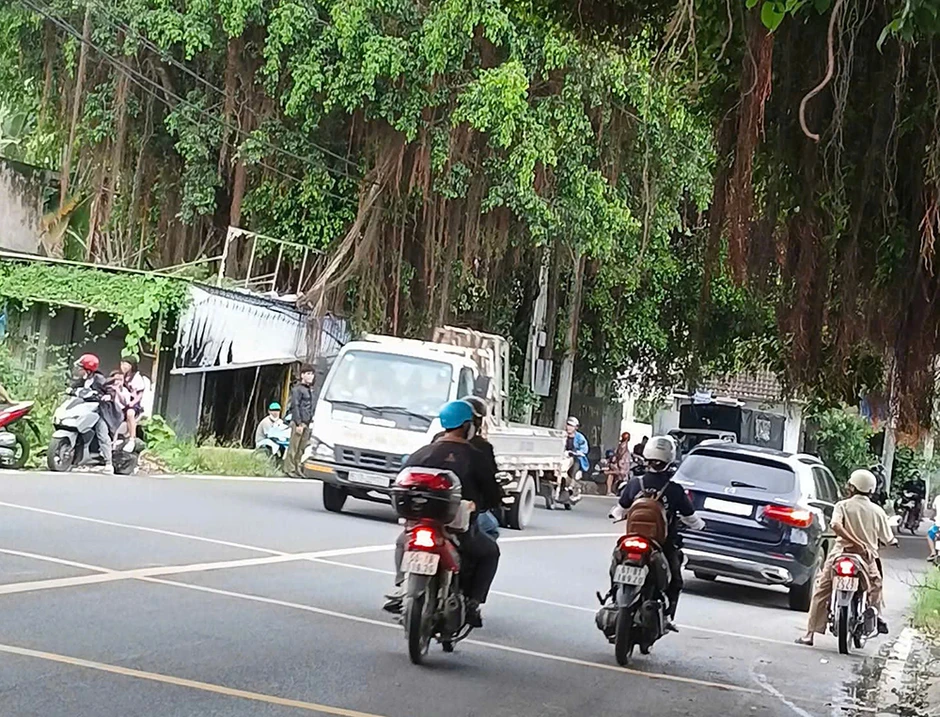 Một gia đình ở TPHCM bị tấn công, 2 người tử vong Một gia đình ở TPHCM bị tấn công, 2 người tử vong