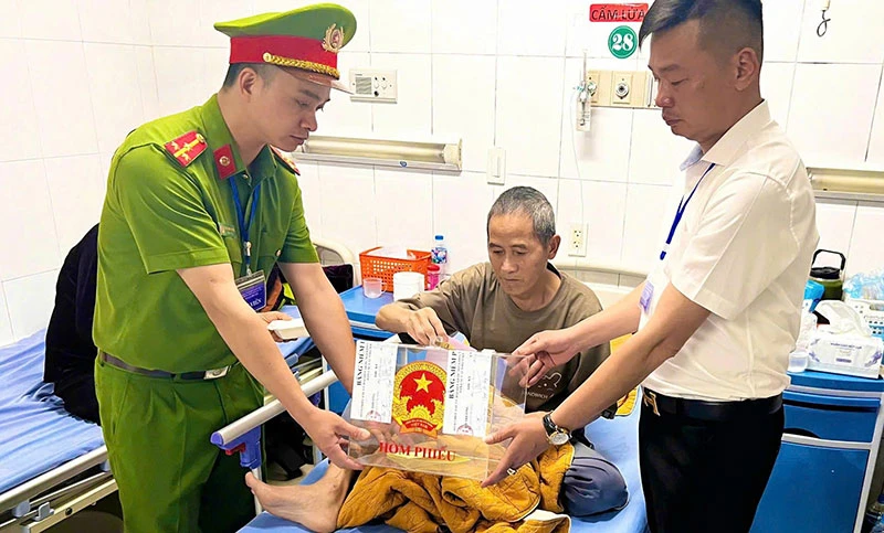 Một lá phiếu – trọn vẹn niềm tin Một lá phiếu – trọn vẹn niềm tin
