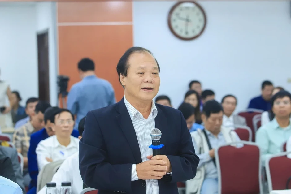 Một năm vận hành chính quyền địa phương 2 cấp: Đặt cán bộ cấp cơ sở đúng vị trí, giao quyền gắn với KPI Một năm vận hành chính quyền địa phương 2 cấp: Đặt cán bộ cấp cơ sở đúng vị trí, giao quyền gắn với KPI