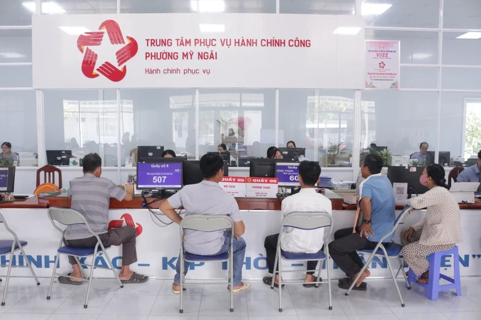 Một năm vận hành chính quyền địa phương 2 cấp: Rút ngắn thủ tục hành chính, chính quyền gần dân hơn Một năm vận hành chính quyền địa phương 2 cấp: Rút ngắn thủ tục hành chính, chính quyền gần dân hơn