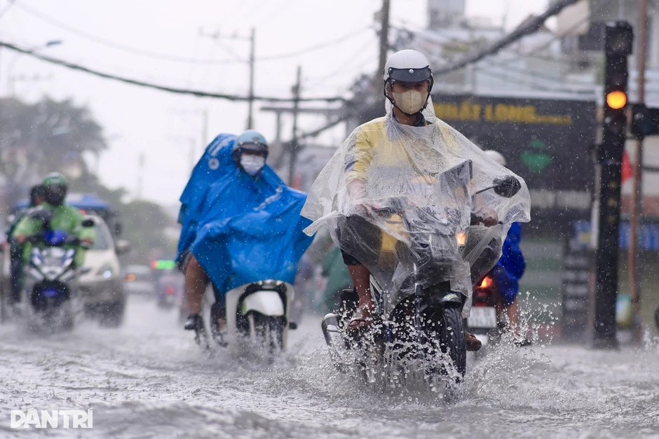 Mưa dông ở TPHCM và Nam Bộ có xu hướng gia tăng Mưa dông ở TPHCM và Nam Bộ có xu hướng gia tăng