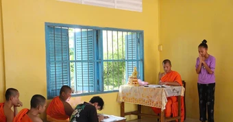 Mùa hè ở chùa Khmer: Học chữ, giữ tiếng nói dân tộc