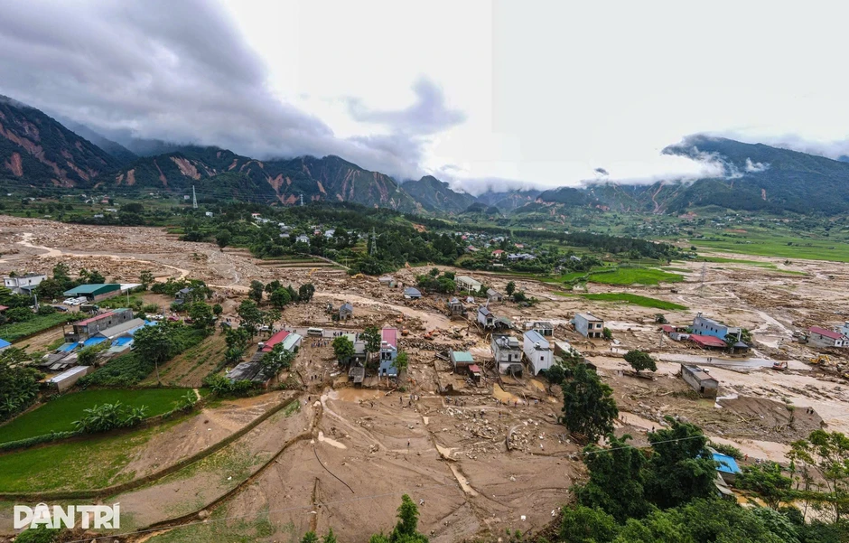 Mưa lớn dự báo kéo dài đến đêm 20/7, lũ quét và sạt lở nhiều nơi Mưa lớn dự báo kéo dài đến đêm 20/7, lũ quét và sạt lở nhiều nơi