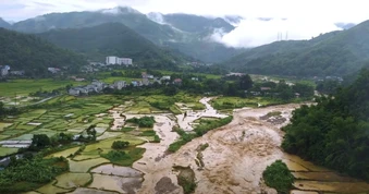 Mưa lớn gây ngập, sạt lở nhiều nơi ở Sơn La
