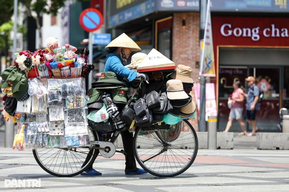 Nam Bộ nắng nóng gia tăng, có nơi trên 37 độ C Nam Bộ nắng nóng gia tăng, có nơi trên 37 độ C