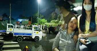 Nam sinh viên mất tích ở Hà Nội khi đi qua khu vực ngập sâu , mẹ chờ tin con