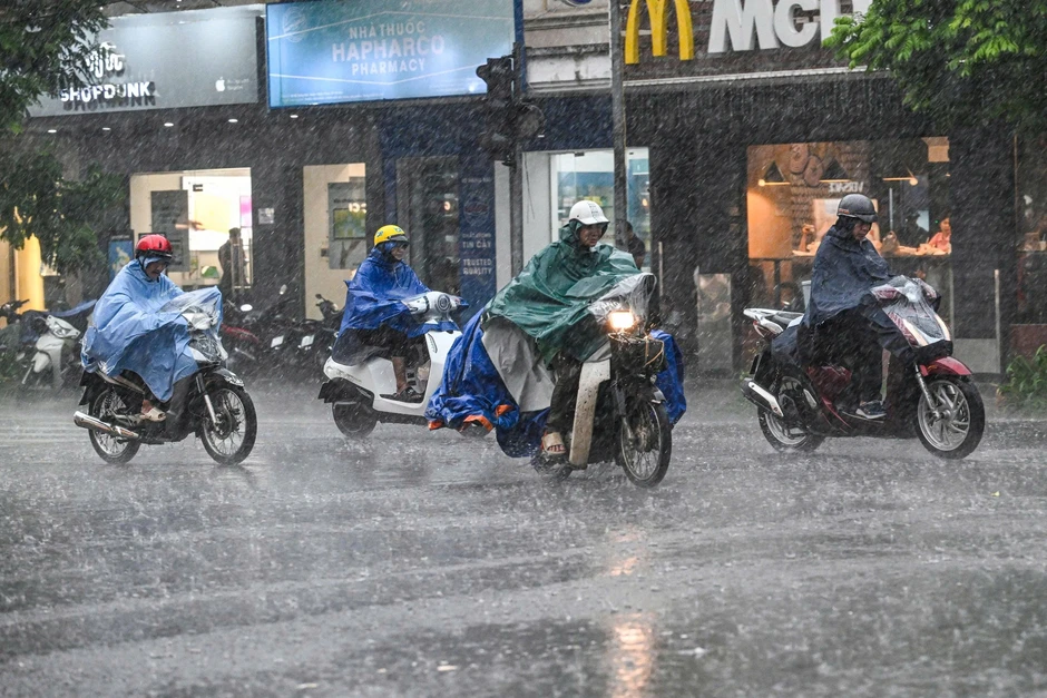 Nam Trung Bộ và Nam Bộ có thể mưa to lên đến 400mm những ngày tới Nam Trung Bộ và Nam Bộ có thể mưa to lên đến 400mm những ngày tới