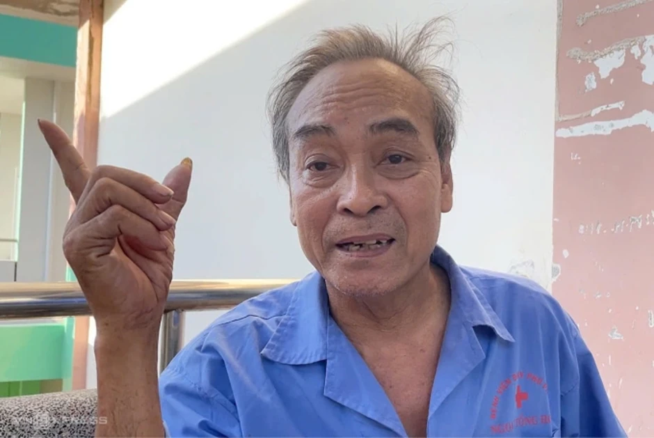 Nạn nhân vụ ôtô rơi đèo An Khê: 'Xe lộn nhiều vòng, hất tôi văng xa 5 m' Nạn nhân vụ ôtô rơi đèo An Khê: 'Xe lộn nhiều vòng, hất tôi văng xa 5 m'