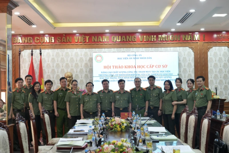 Nâng cao chất lượng công tác tham mưu trong hoạch định chiến lược giáo dục, đào tạo Nâng cao chất lượng công tác tham mưu trong hoạch định chiến lược giáo dục, đào tạo