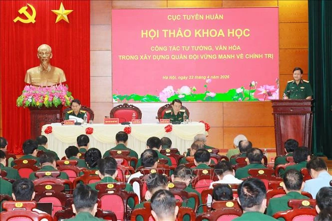 Nâng cao chất lượng công tác tư tưởng, văn hóa để xây dựng Quân đội vững mạnh Nâng cao chất lượng công tác tư tưởng, văn hóa để xây dựng Quân đội vững mạnh
