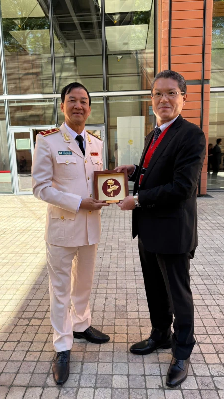 Nâng cao hiệu quả hợp tác quốc tế phòng, chống tội phạm thông qua Mạng lưới Cảnh sát toàn cầu - INTERPOL Nâng cao hiệu quả hợp tác quốc tế phòng, chống tội phạm thông qua Mạng lưới Cảnh sát toàn cầu - INTERPOL