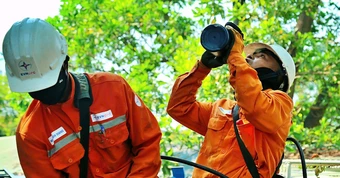 Nắng nóng trên diện rộng, sản lượng điện tiêu thụ trong ngày miền Trung - Tây Nguyên chạm mốc kỷ lục