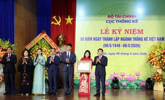 Ngành Thống kê kỷ niệm 80 năm thành lập, đón nhận Huân chương Lao động hạng Nhất