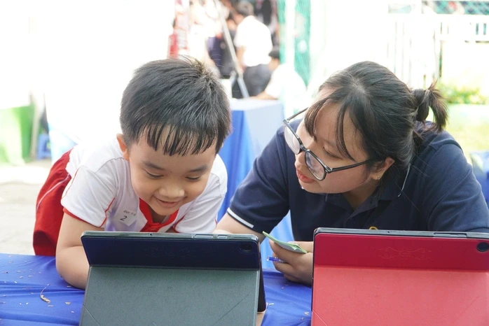 Ngày hội giúp phụ huynh chọn trường cho con tại phường Hòa Hưng, TPHCM Ngày hội giúp phụ huynh chọn trường cho con tại phường Hòa Hưng, TPHCM