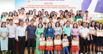Ngày hội giúp phụ huynh chọn trường cho con tại phường Hòa Hưng, TPHCM