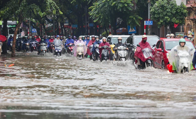 Ngày mai, nhiều tỉnh thành sẽ có mưa to đến rất to Ngày mai, nhiều tỉnh thành sẽ có mưa to đến rất to