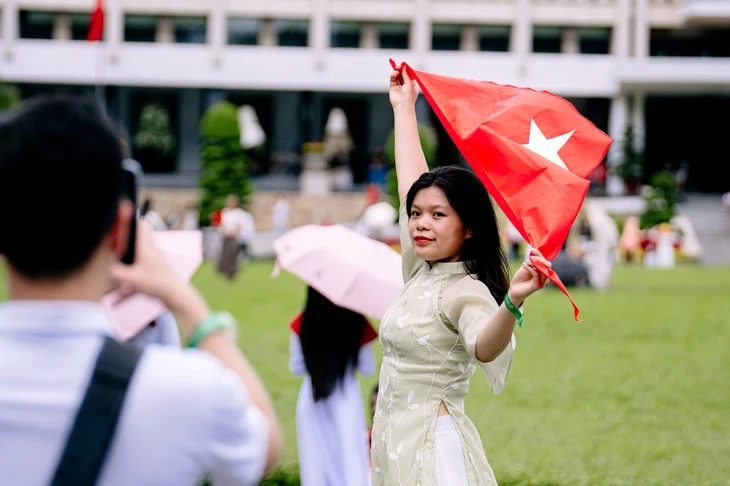 Nghỉ thêm 2 ngày dịp Quốc khánh: Đề xuất nhân văn Nghỉ thêm 2 ngày dịp Quốc khánh: Đề xuất nhân văn