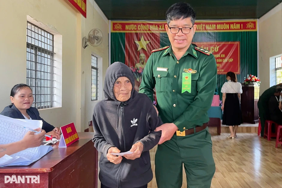 Ngôi làng đặc biệt ở biên giới trong ngày bầu cử Ngôi làng đặc biệt ở biên giới trong ngày bầu cử