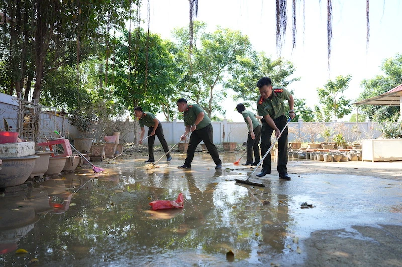 Người bắc nhịp cầu nối Công an Thủ đô với Giáo hội Phật giáo Việt Nam Người bắc nhịp cầu nối Công an Thủ đô với Giáo hội Phật giáo Việt Nam