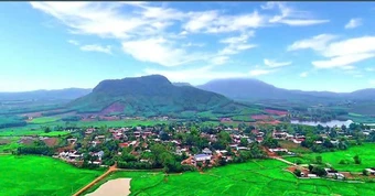 Người có uy tín trẻ kể chuyện “gỡ nút” mâu thuẫn ở làng Thổ