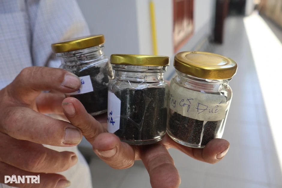 Người dân khổ sở vì mùi hôi, bụi mịn màu đen từ nhà máy giấy Người dân khổ sở vì mùi hôi, bụi mịn màu đen từ nhà máy giấy