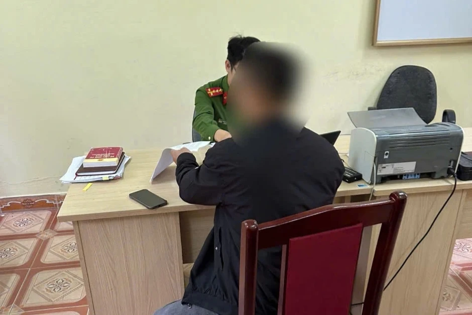 Người đàn ông bị phạt 6,5 triệu đồng vì dùng nắm đấm giải quyết mâu thuẫn Người đàn ông bị phạt 6,5 triệu đồng vì dùng nắm đấm giải quyết mâu thuẫn