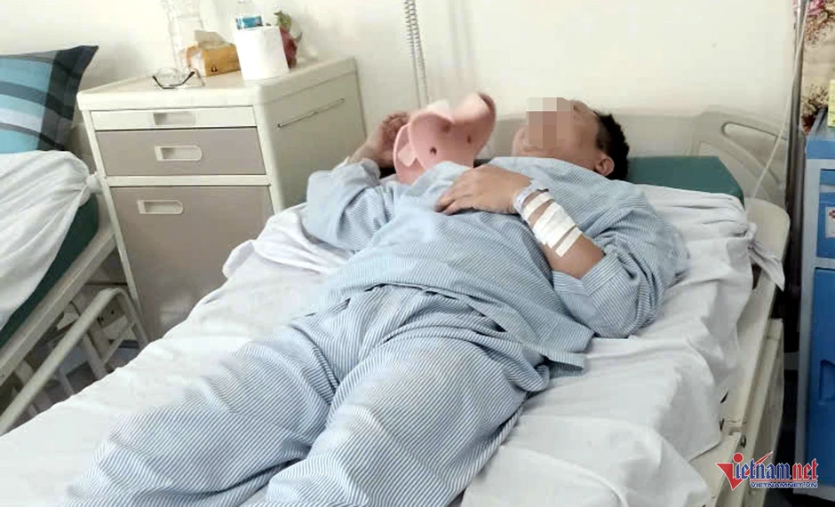 Người đàn ông kể phút bị hành hung vì nhắc chó không đeo rọ mõm tại chung cư Người đàn ông kể phút bị hành hung vì nhắc chó không đeo rọ mõm tại chung cư