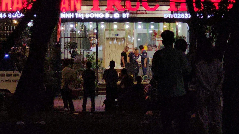 Người đàn ông nước ngoài chết bất thường trong khách sạn ở TPHCM Người đàn ông nước ngoài chết bất thường trong khách sạn ở TPHCM