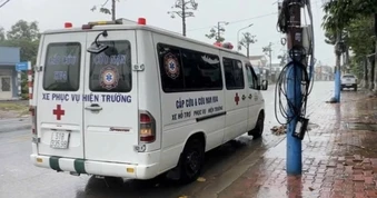 Người đàn ông tử vong tại phòng trọ ở TPHCM, thi thể có nhiều vết bầm