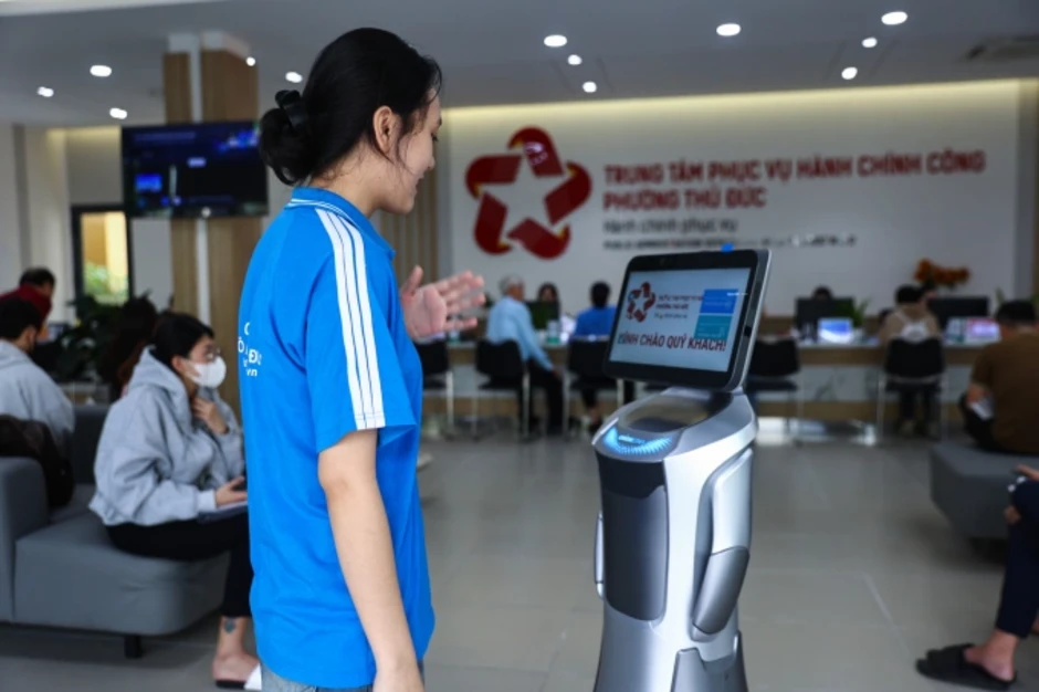 Người dân sẽ làm mọi thủ tục hành chính online từ 2035 Người dân sẽ làm mọi thủ tục hành chính online từ 2035