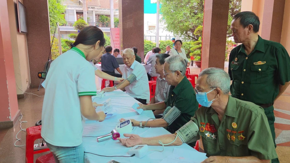 Người dân TP Hồ Chí Minh kỳ vọng những quyết sách mới sớm đi vào cuộc sống Người dân TP Hồ Chí Minh kỳ vọng những quyết sách mới sớm đi vào cuộc sống